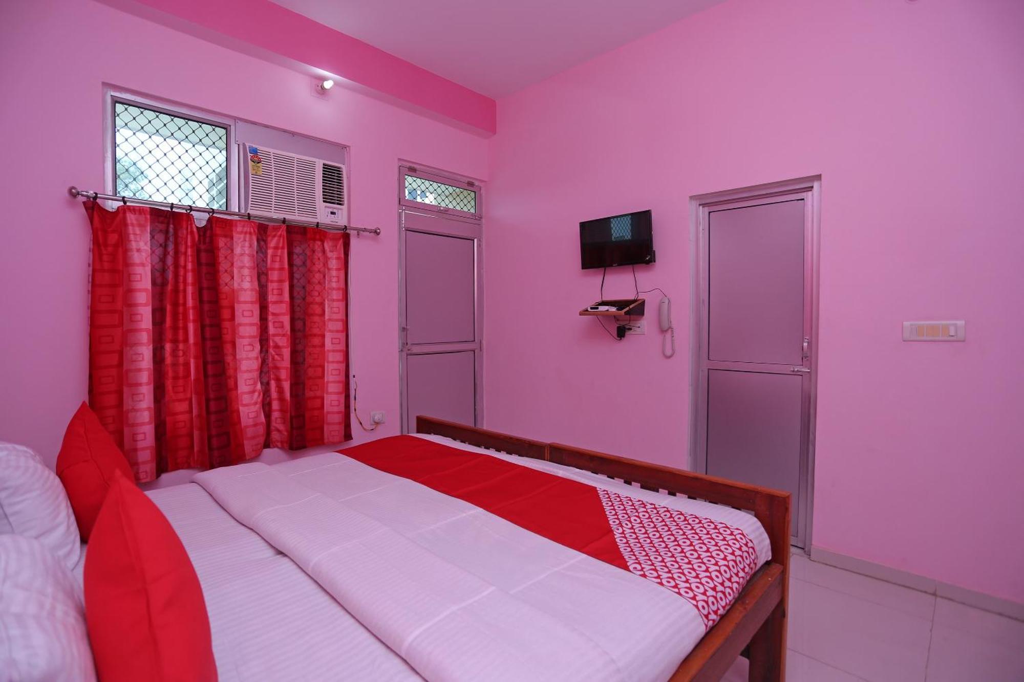 Collection O 18324 Sahani Guest House Rāmnagar Extérieur photo